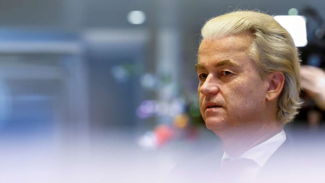 Dutch politicians meet after election to start coalition talks
