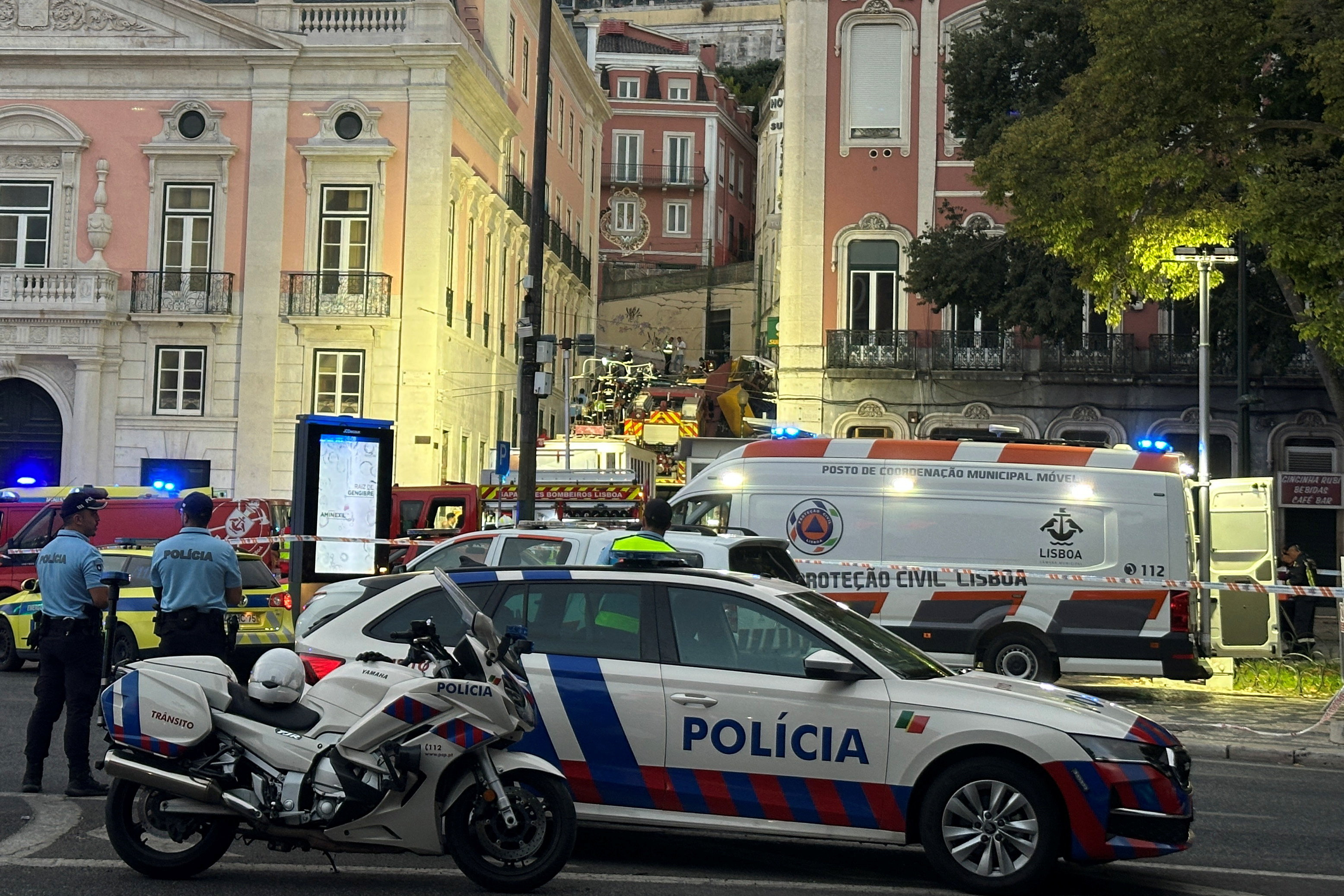 Lisbon's Gloria funicular crash