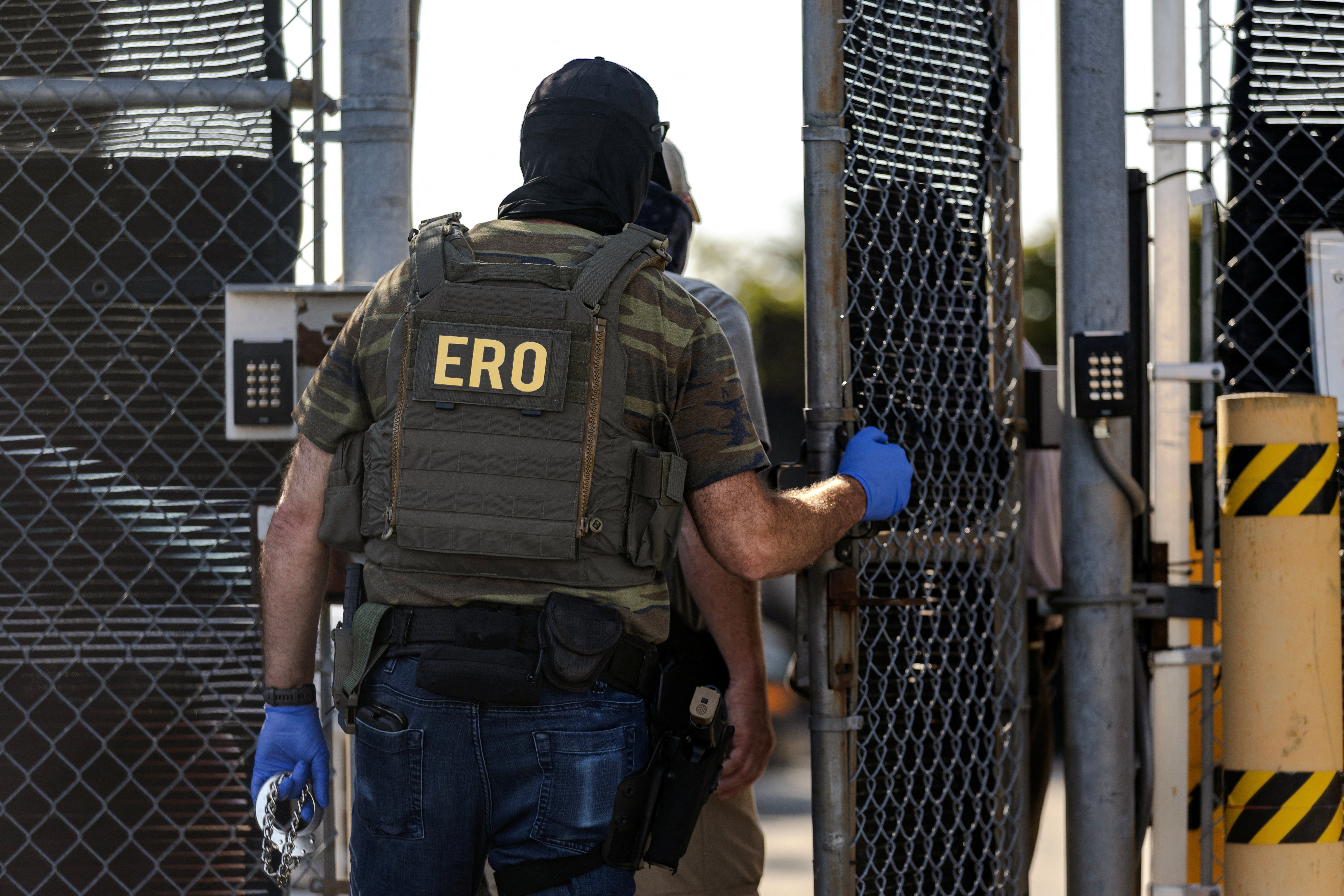Federal agents unload detainees at the Broadview ICE detention center
