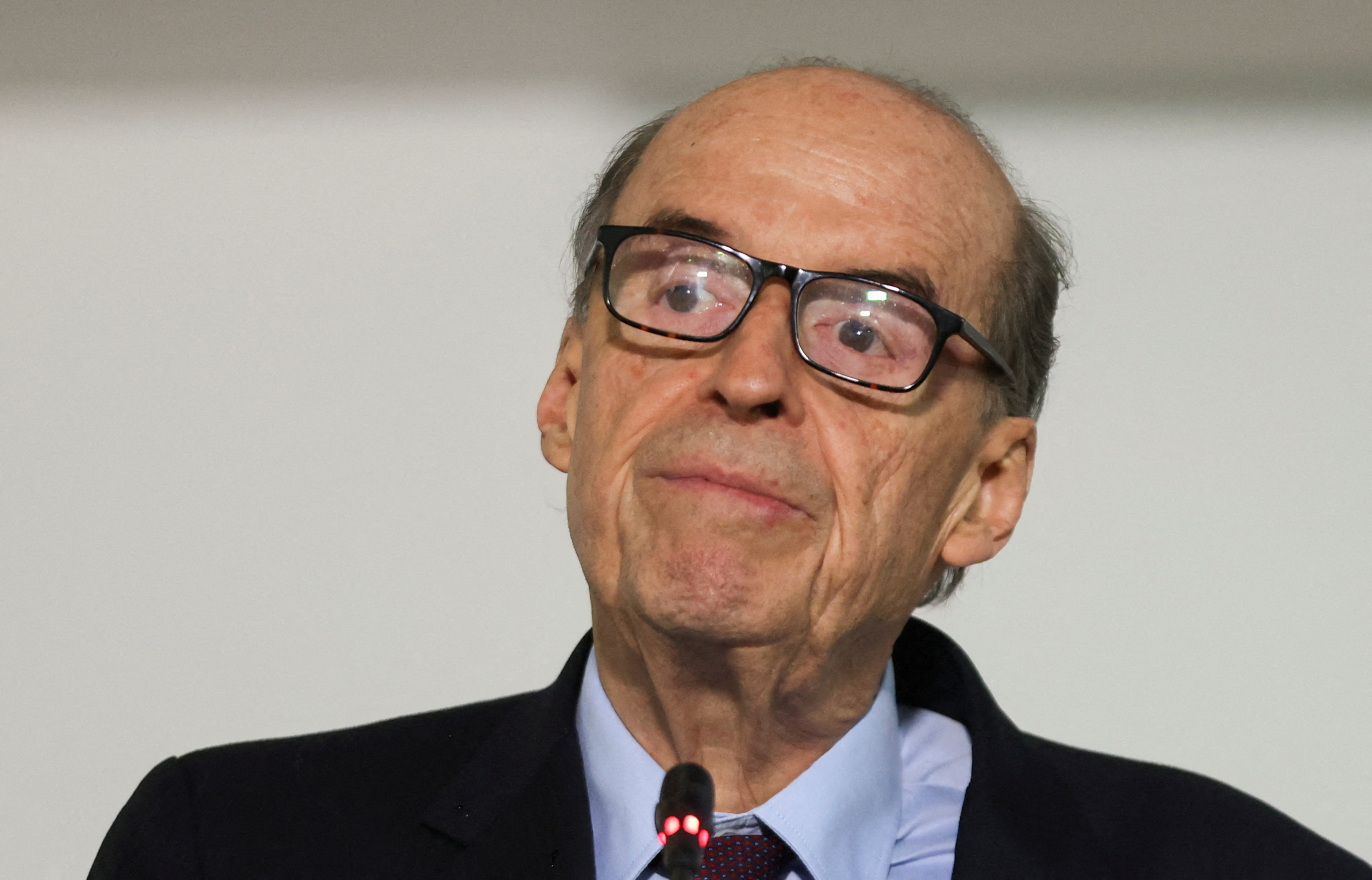 FILE PHOTO: Colombian Foreign Minister Alvaro Leyva holds a news conference after attending an international conference on the political crisis in Venezuela, in Bogota