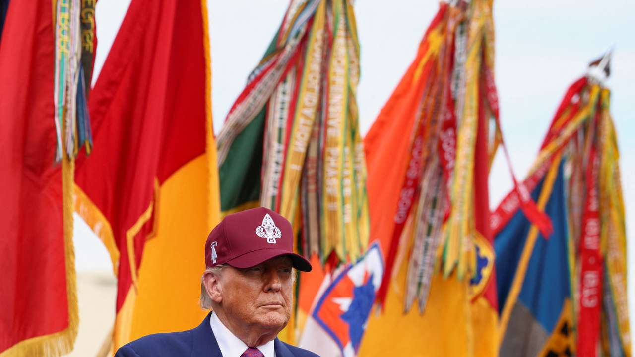 Trump visits Fort Bragg to mark U.S. Army anniversary