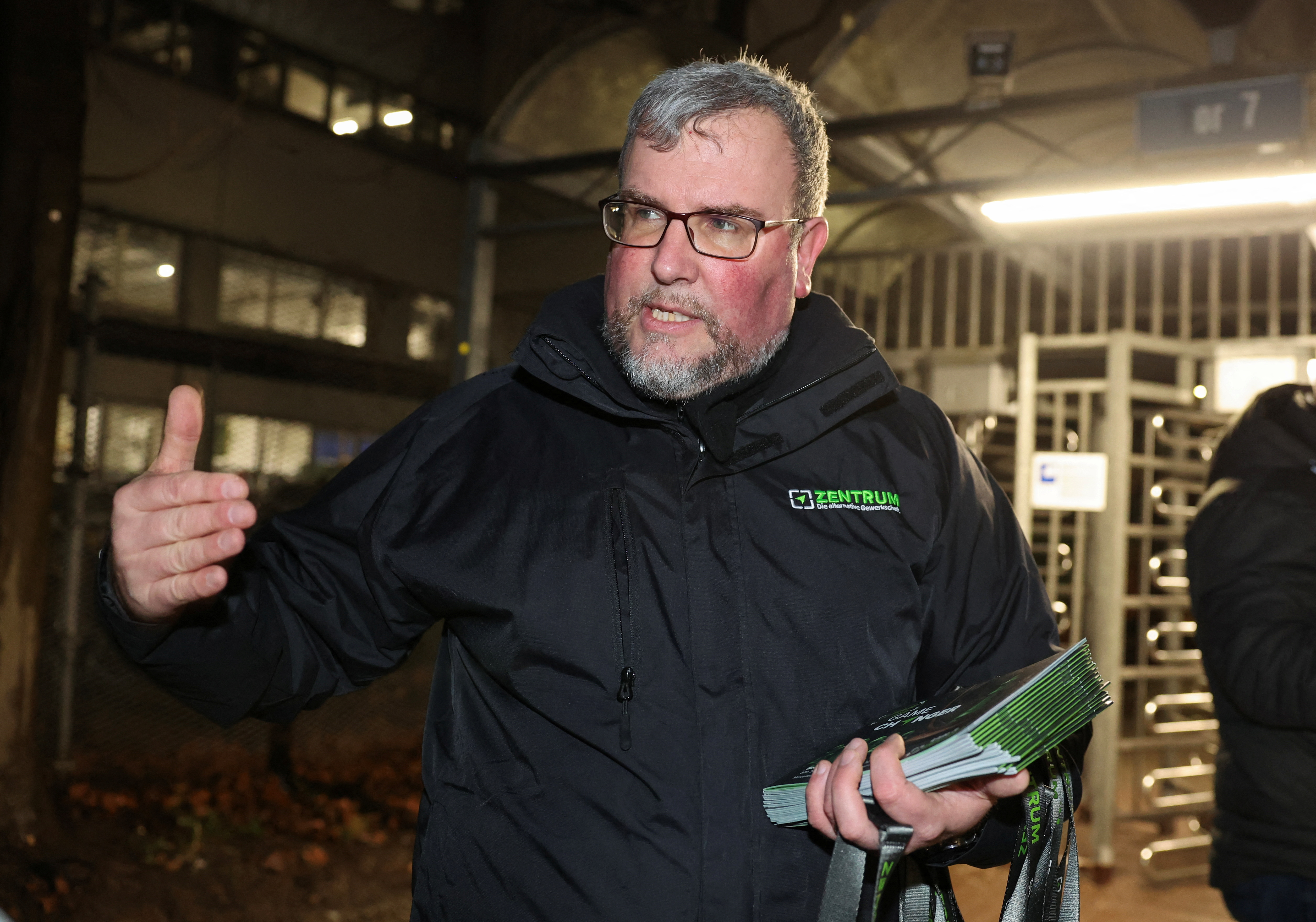 Far-right groups are targeting works council elections at Mercedes car plant in Stuttgart