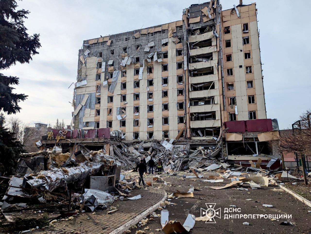 Aftermath of a Russian missile strike in Kryvyi Rih