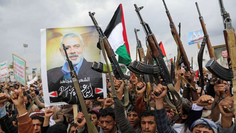 FILE PHOTO: Protesters, mainly Houthi supporters, rally to show solidarity with Palestinians in the Gaza Strip, in Sanaa