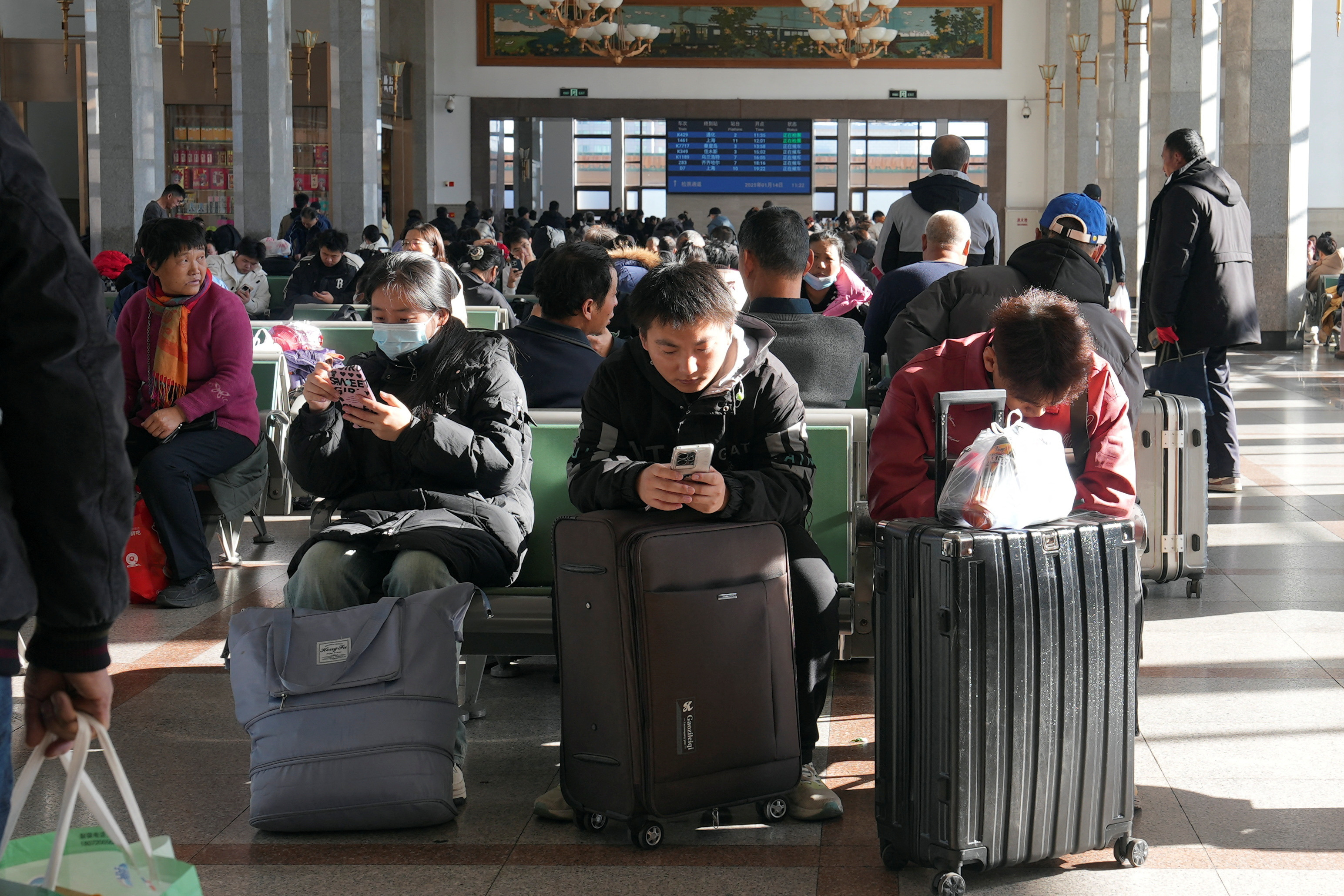 Spring Festival travel rush in Beijing
