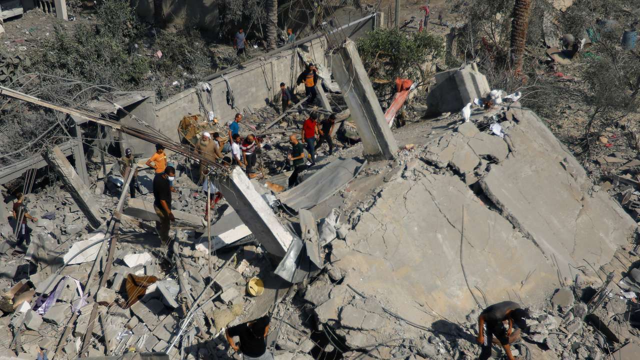 Aftermath of Israeli strikes in Khan Younis