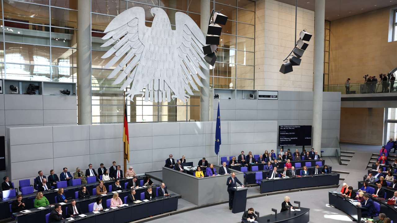 Extraordinary session of the outgoing lower house of parliament, the Bundestag, in Berlin