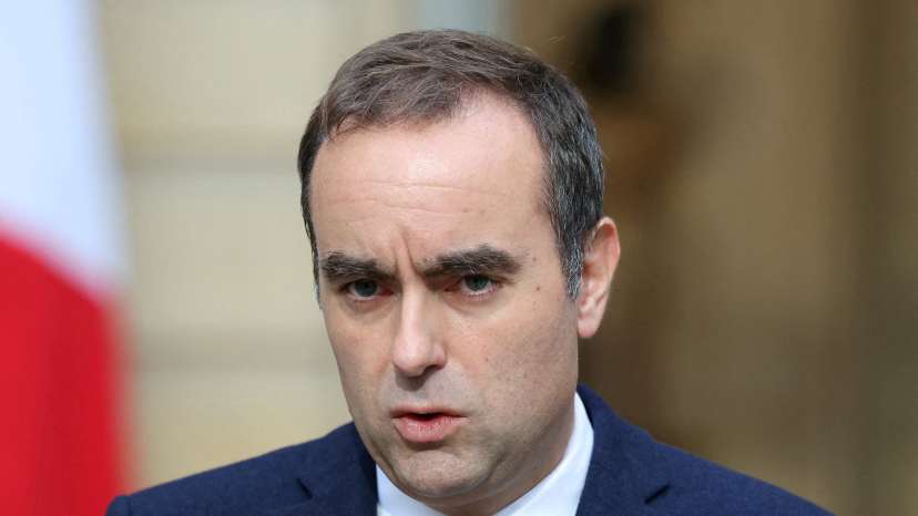 FILE PHOTO: French PM Lecornu meets French political parties in Paris