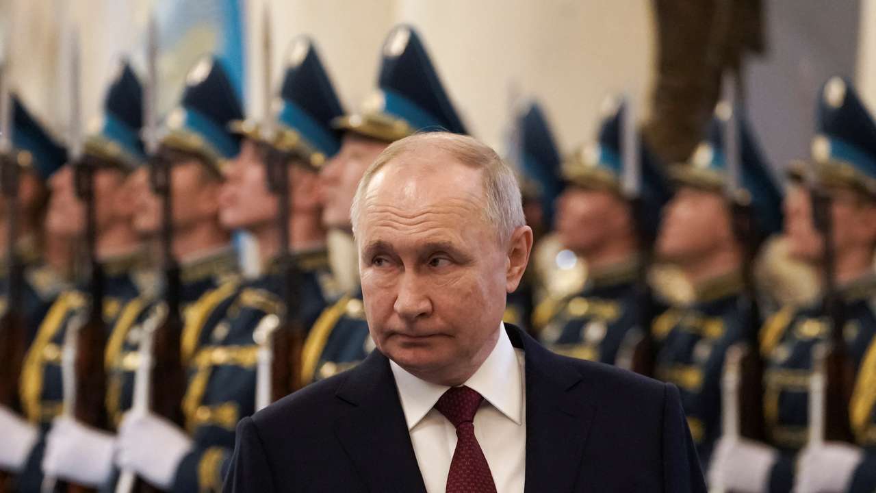 Russian President Putin and his Kazakh counterpart Tokayev meet in Astana