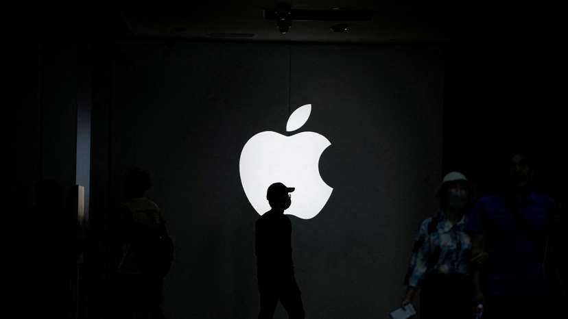 FILE PHOTO: Apple store in Shanghai