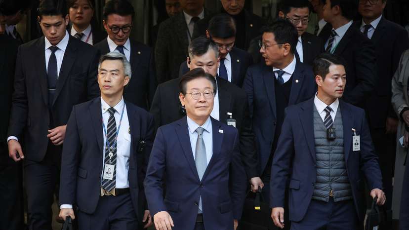 South Korea's main opposition Democratic Party Leader Lee Jae-myung leaves a court after his hearing, in Seoul
