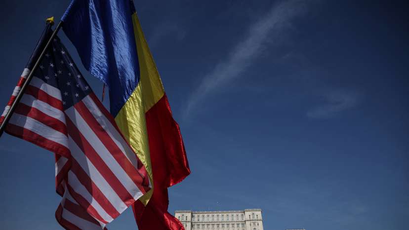 Daily life following the first round of presidential election, in Bucharest