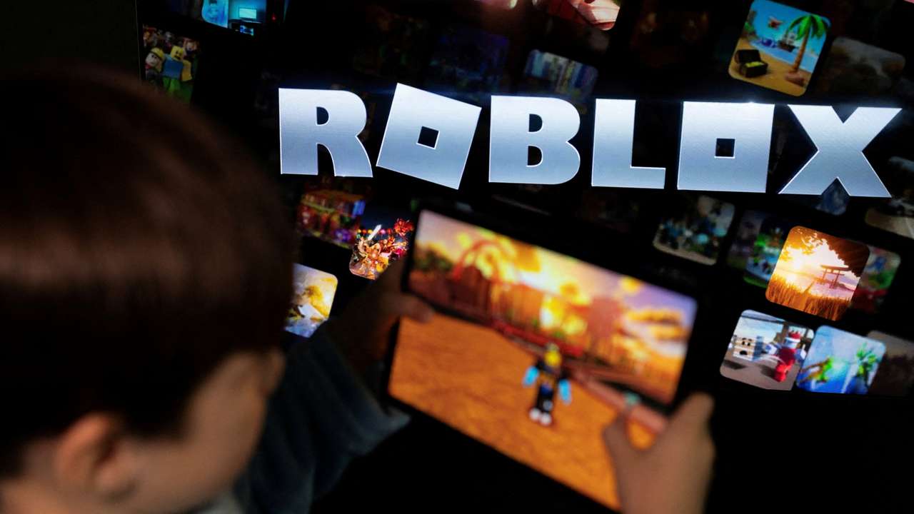 FILE PHOTO: Illustration of children's gaming platform Roblox