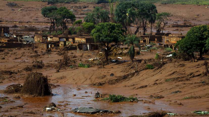 FILE PHOTO: The Bento Rodrigues district is pictured covered with mud after a dam owned by Vale SA and BHP Billiton Ltd burst in Mariana