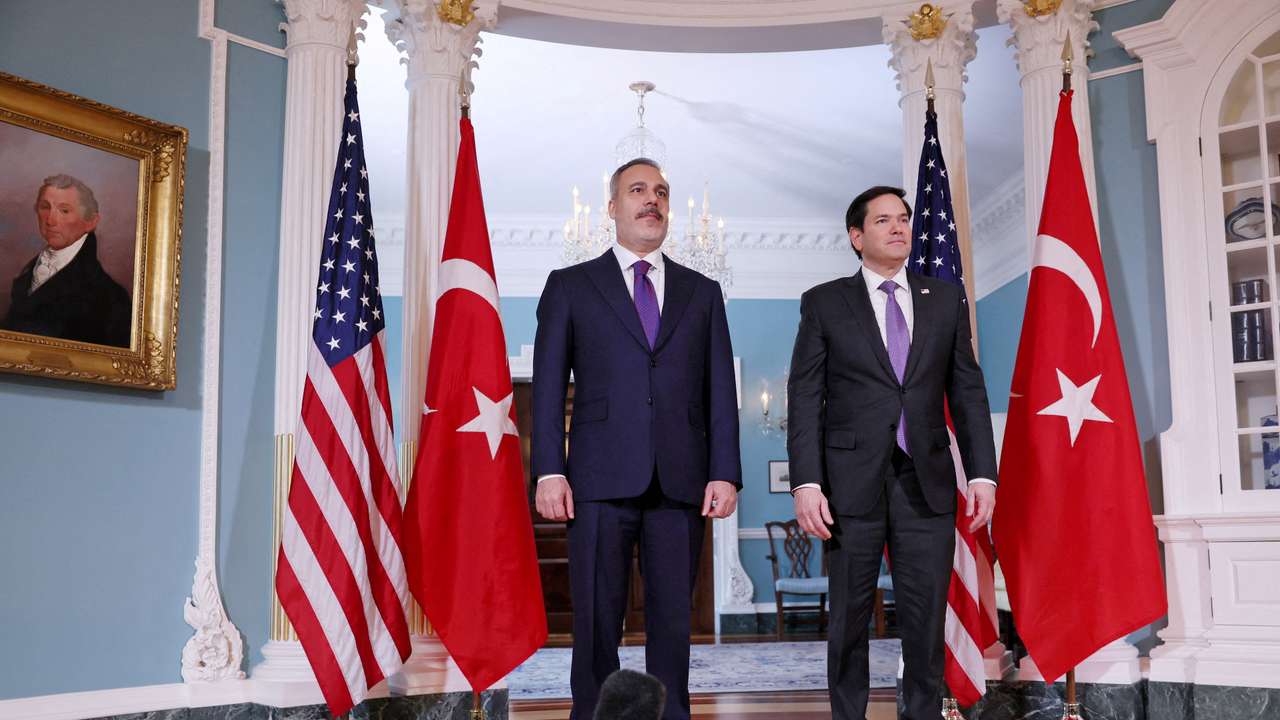 FILE PHOTO: U.S. Secretary of State Rubio poses for members of the news media with Turkish Foreign Minister Fidan at the State Department in Washington