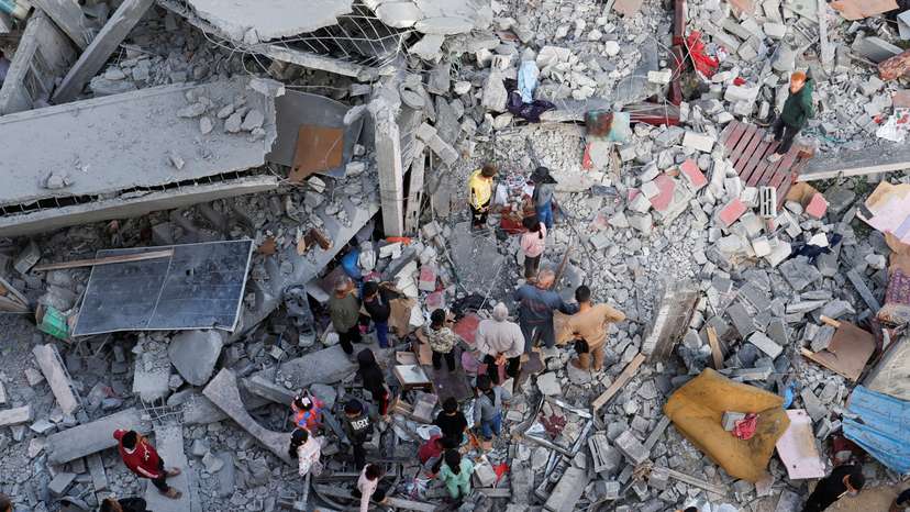 Aftermath of an Israeli strike, in Khan Younis