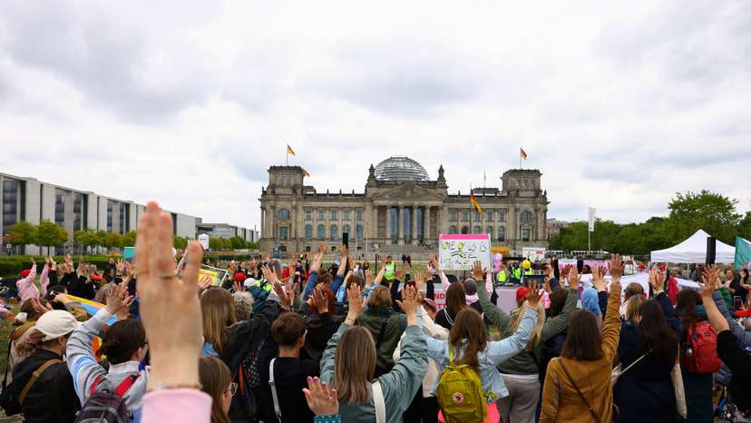 "For a Society that Puts Mothers at the Center" demonstration in Berlin