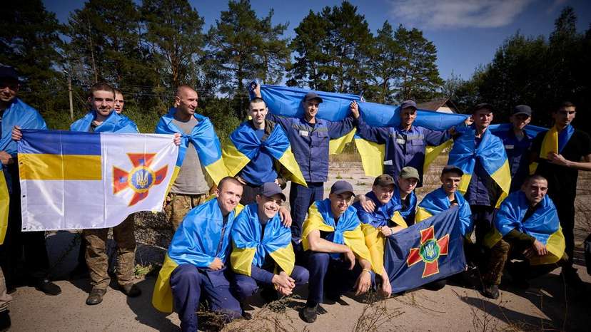 Ukrainian POWs are seen after a swap at an unknown location in Ukraine