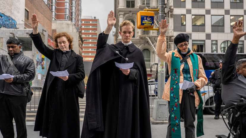 FILE PHOTO: Federal immigration officers at U.S. Immigration Court in New York City