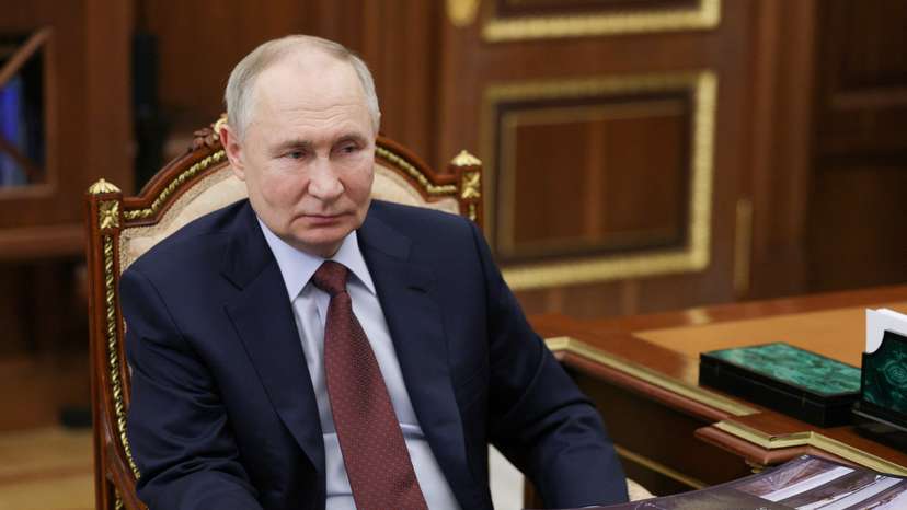 Russian President Putin meets Governor of Kamchatka Territory Solodov in Moscow