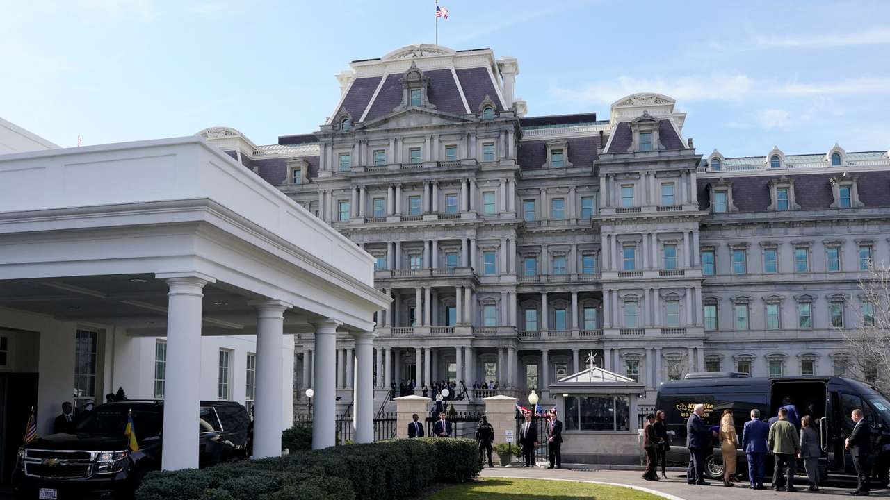 Ukrainian President Volodymyr Zelenskiy visits Washington, D.C.