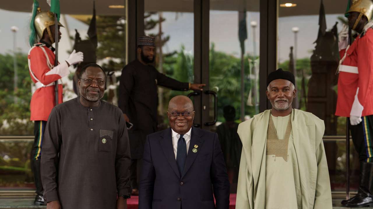 Leaders from West African bloc ECOWAS meet at summit in Abuja