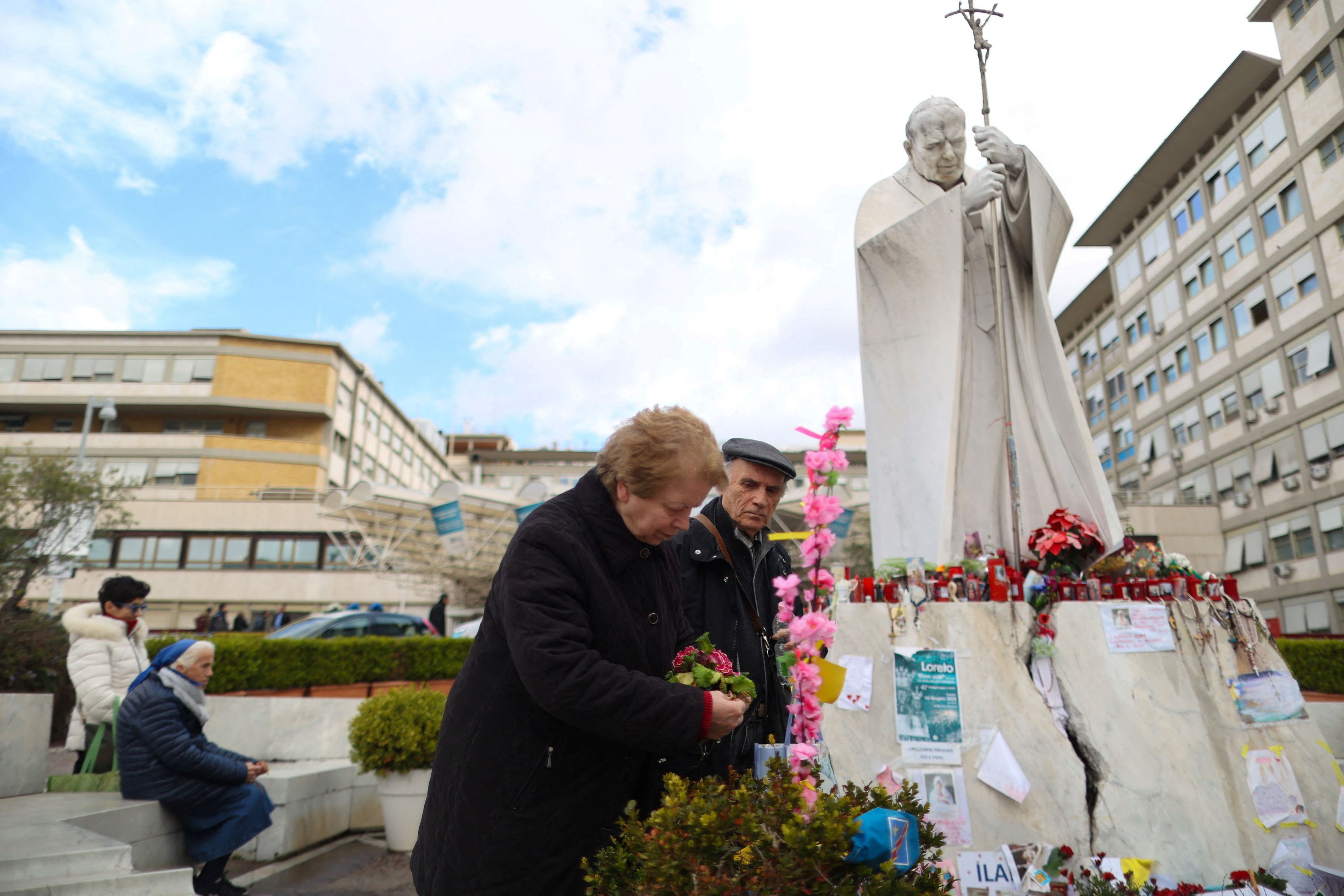 Pope Francis continues treatment at Gemelli Hospital in Rome