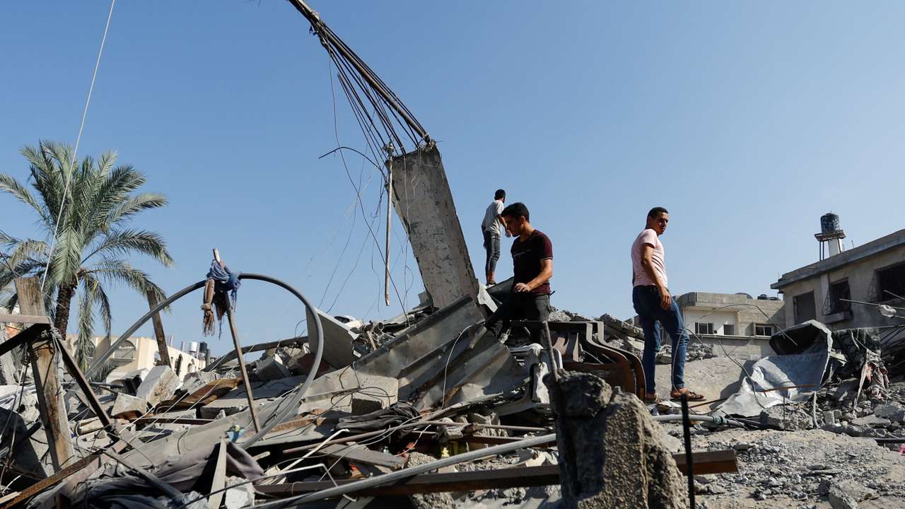 Aftermath of Israeli strikes in Khan Younis