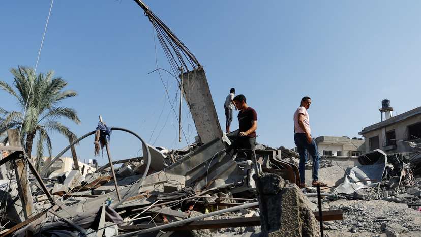 Aftermath of Israeli strikes in Khan Younis