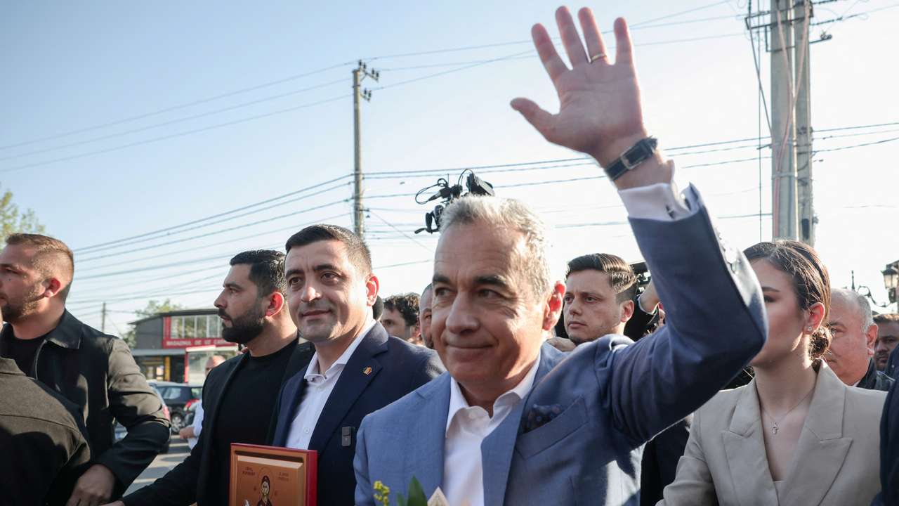 Romania holds new presidential election