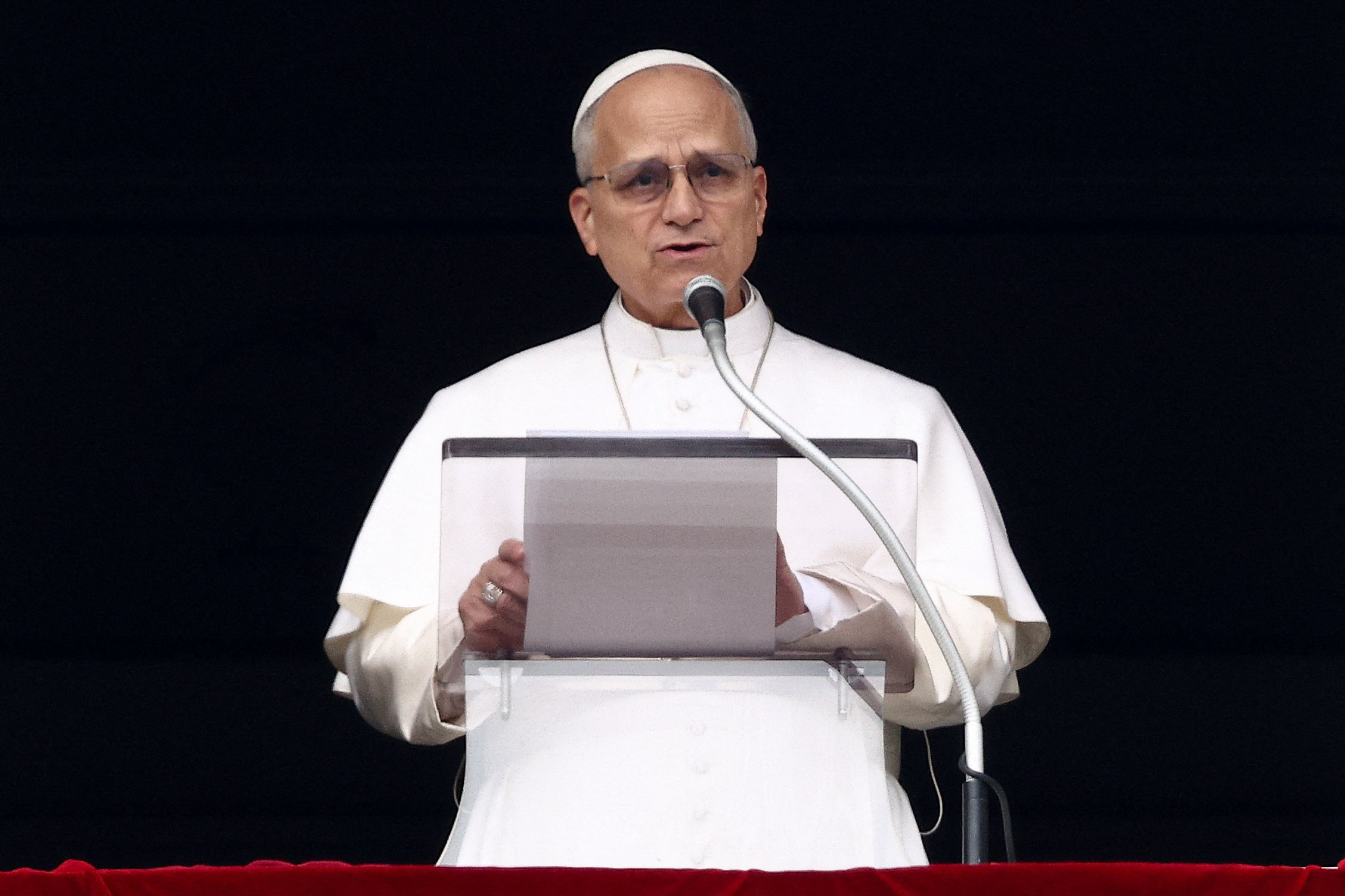 Pope honours fallen journalists on Press Freedom Day