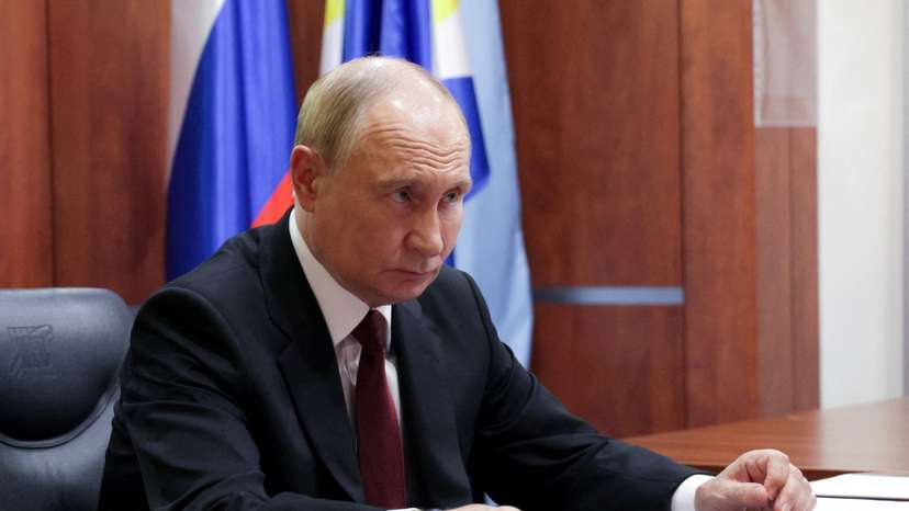 Russia's President Putin visits Anadyr city on way back from Alaska summit with U.S. President Trump