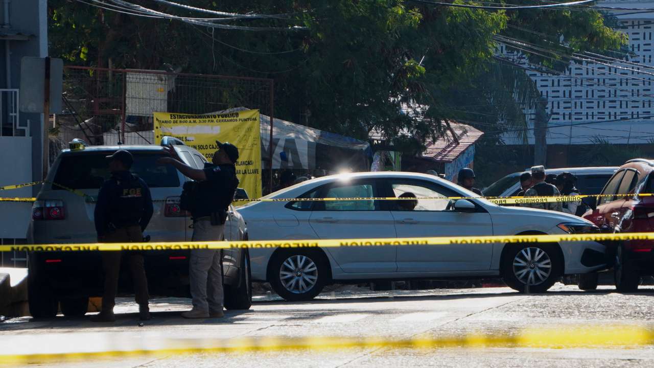 Crime scene where a senior judge was gunned down, in Acapulco