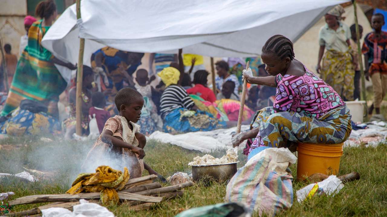 FILE PHOTO: Refugees flee eastern Congo into Burundi as fighting rages in South Kivu
