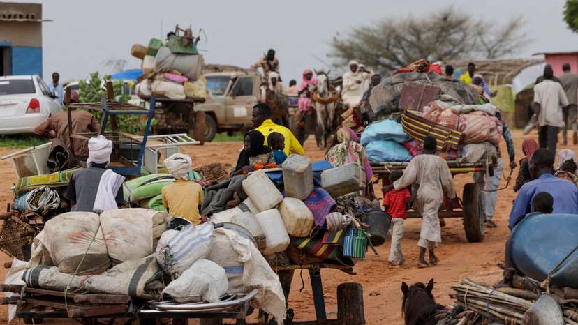 FILE PHOTO: Fleeing Sudanese seek refuge in Chad