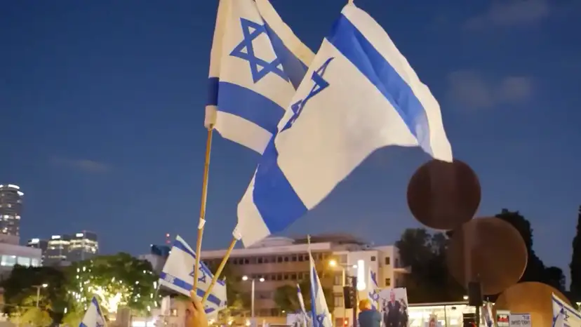 Israelis call for early elections