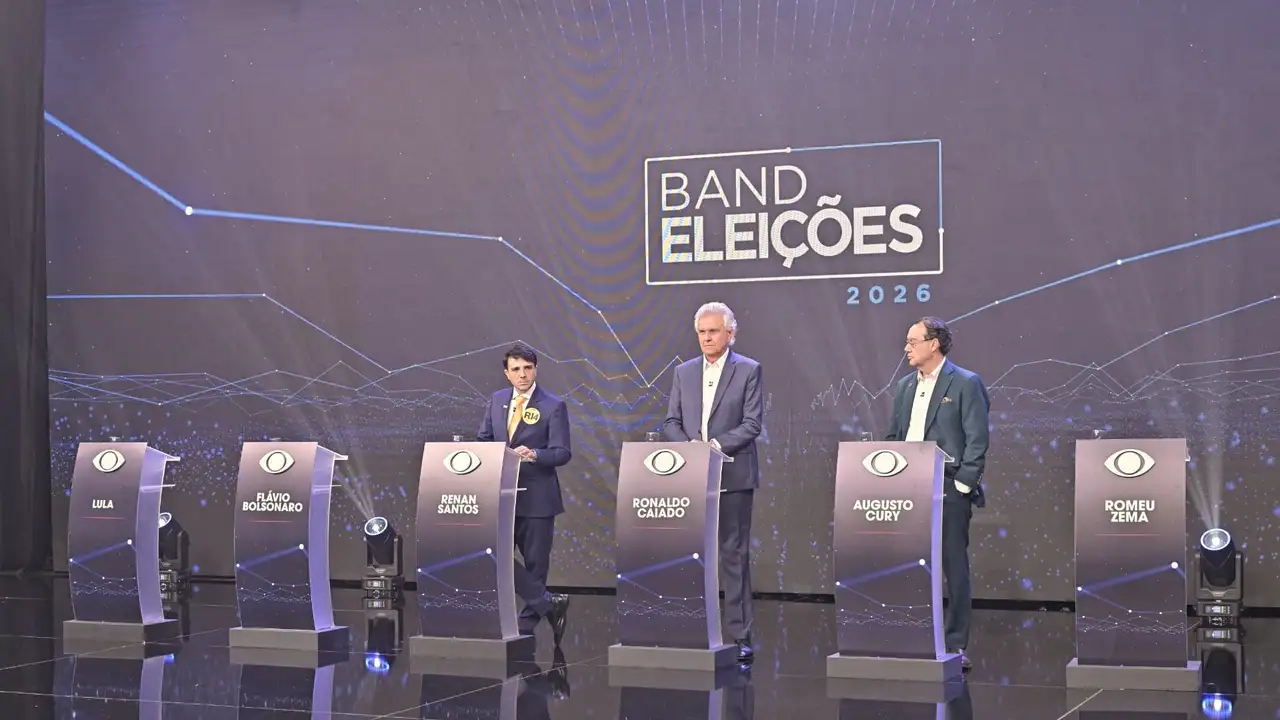 Renan Santos (Missão), Caiado (PSD) e Cury (Avante) no debate da Band - 23/08/2026