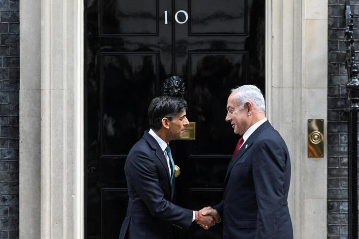 FILE PHOTO: British PM Rishi Sunak meets Israeli PM Benjamin Netanyahu in London
