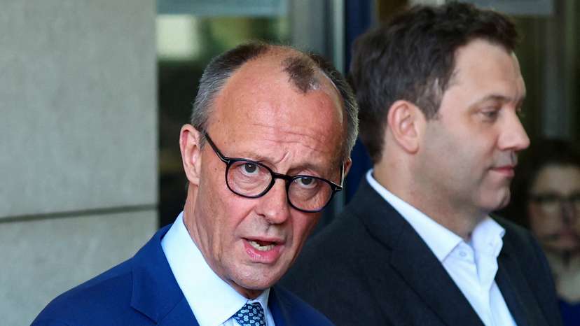 Germany's CDU conservatives and Social Democrats resume coalition talks, in Berlin