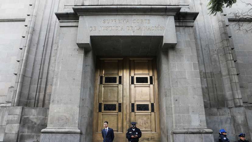 FILE PHOTO: Mexican judicial workers launch strike ahead of vote to overhaul courts
