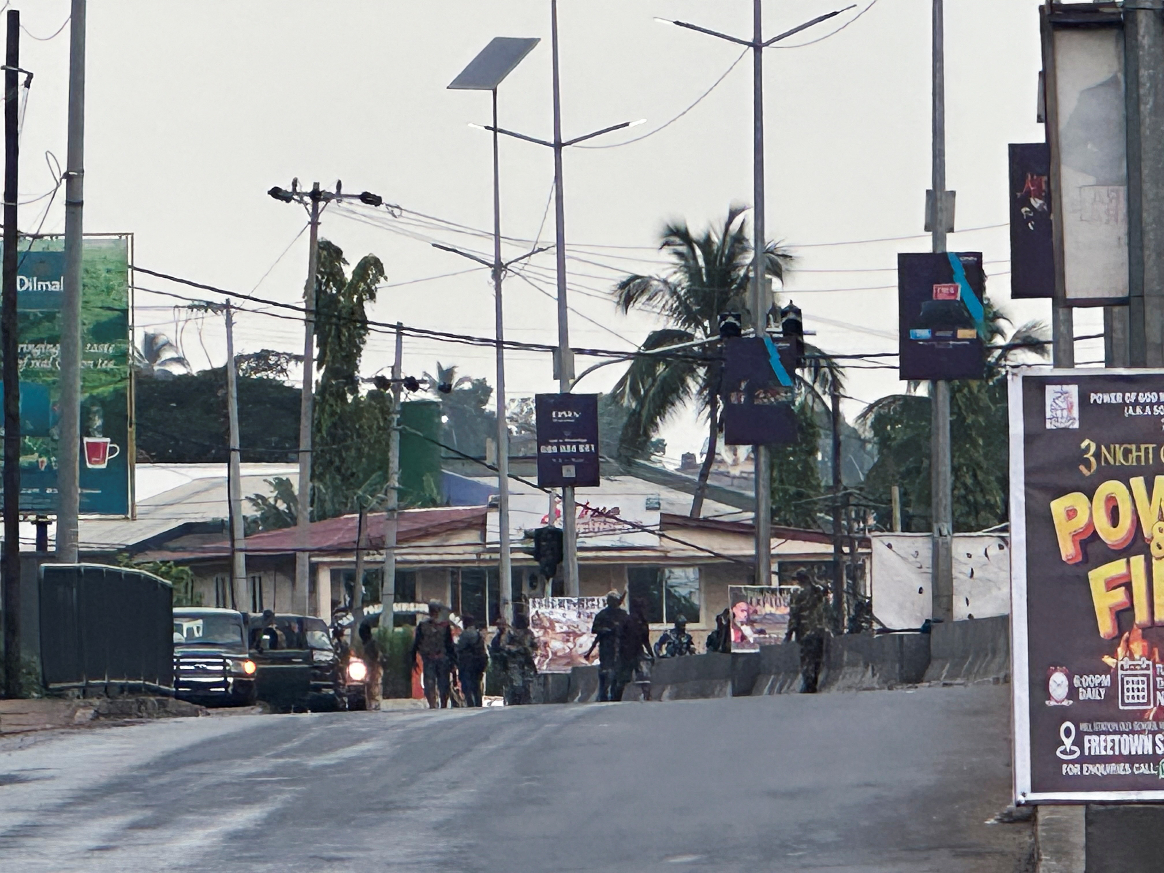 Unidentified gunmen attack military armory in Freentown.