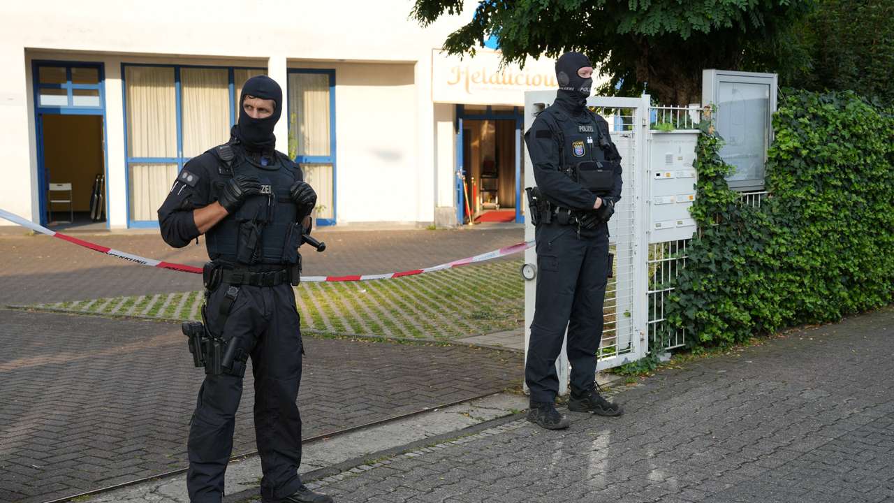 Germany bans Muslim association for pursuing radical Islam