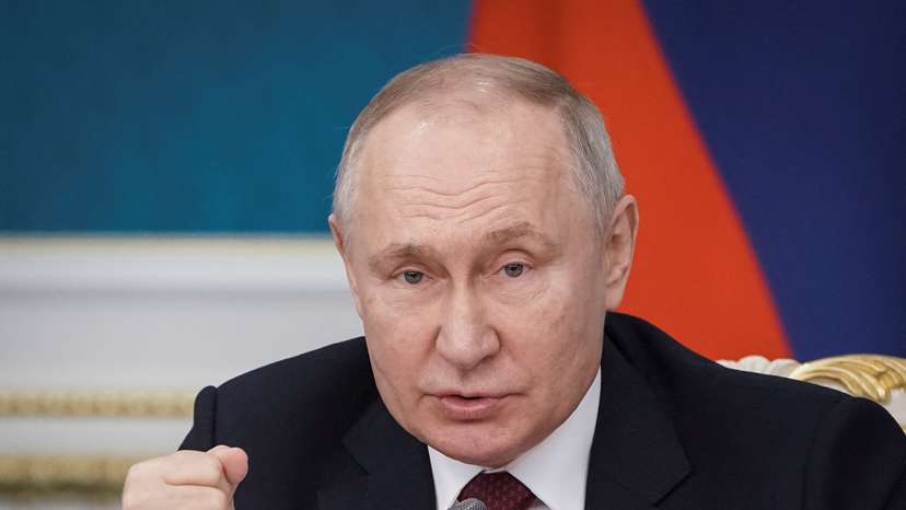 Russian President Putin speaks in Astana