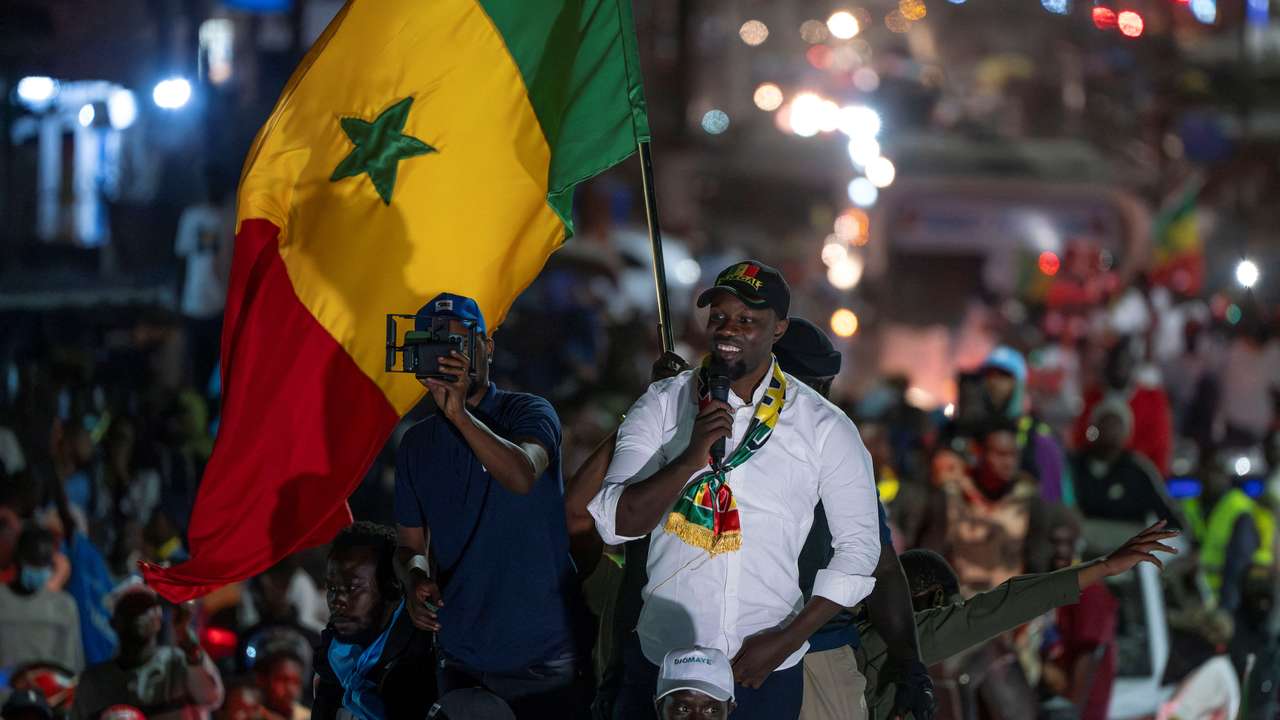 Freed from jail, Senegal opposition presidential candidate draws hundreds to first event in Dakar