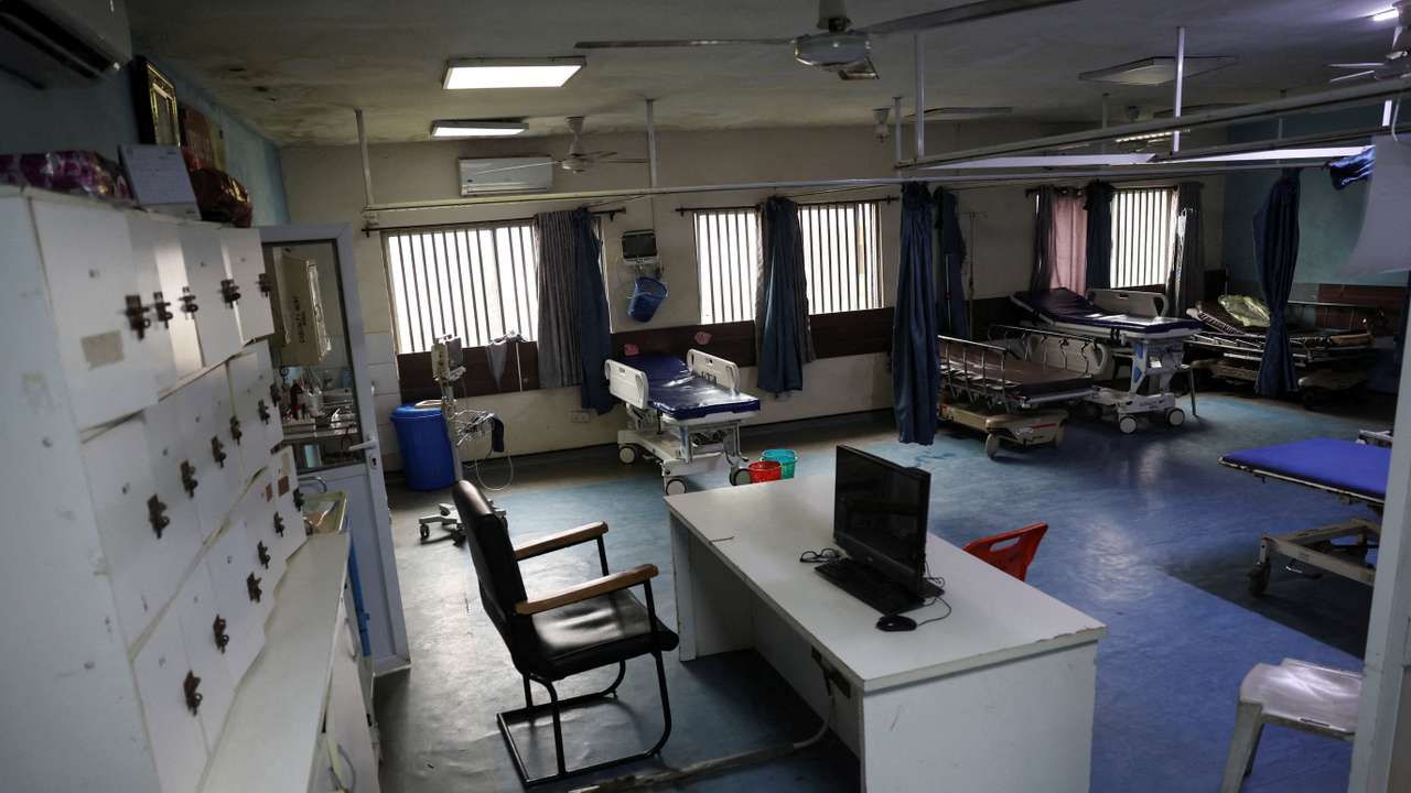 FILE PHOTO: Patients in pain, empty work stations, as Nigerian nurses begin strike over poor support in Lagos Nigeria