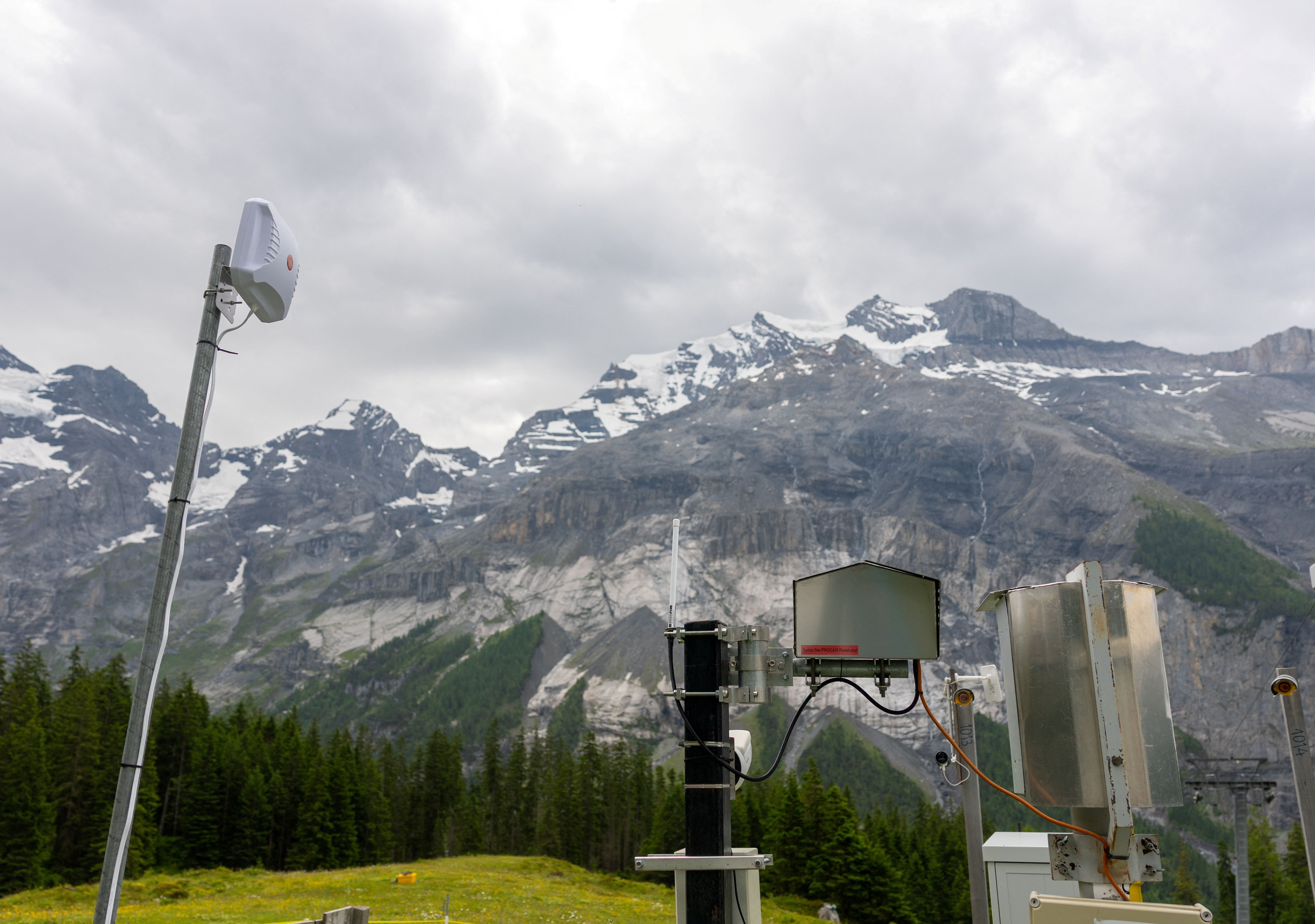 Swiss village's destruction tests Alpine early warning systems, in Kandersteg