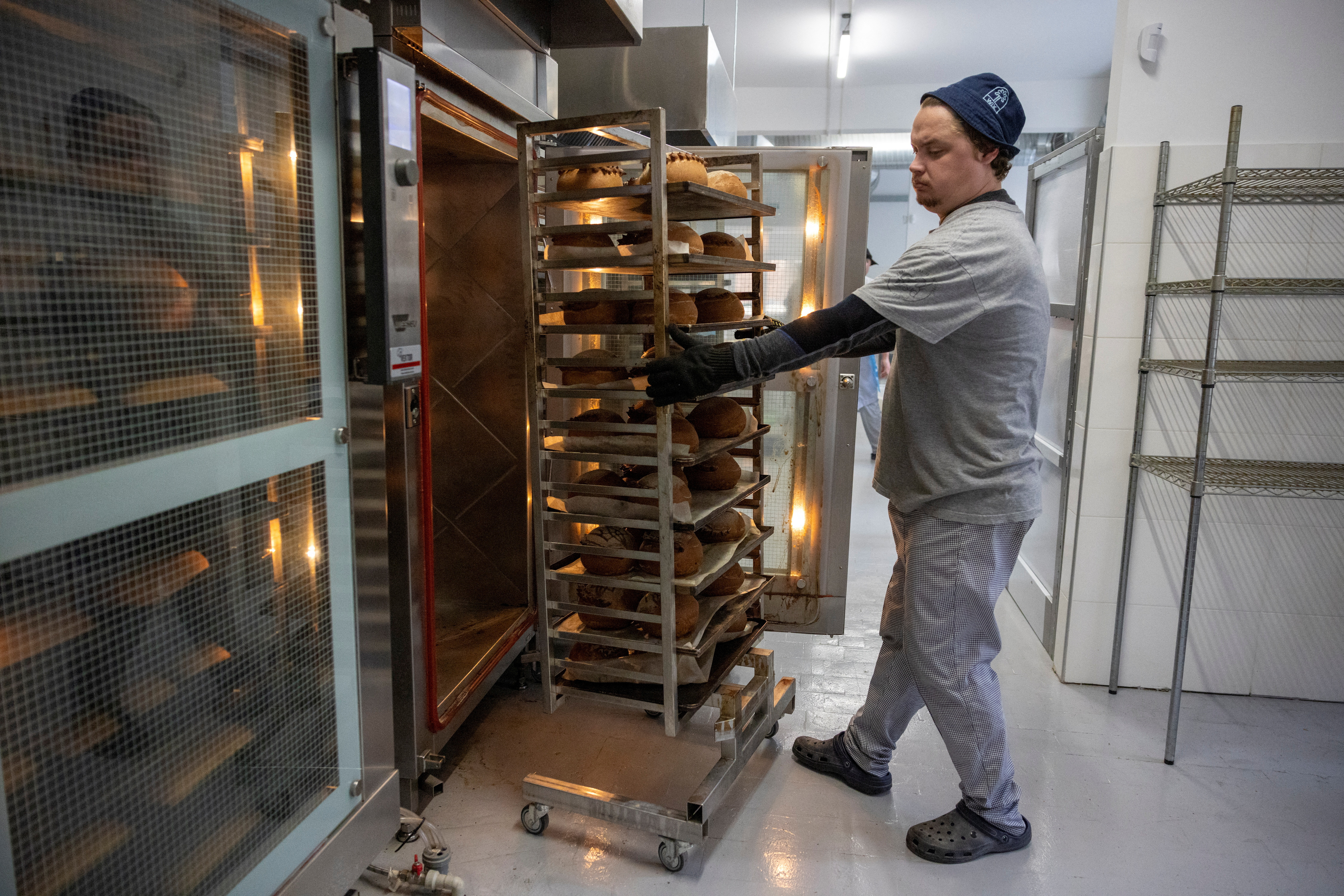 Bakery prepares for the prospect of another winter of widespread power outages in Kyiv