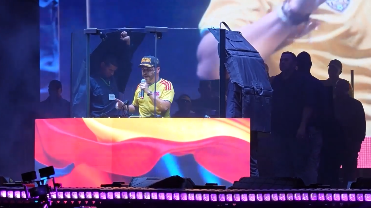 Colombia candidate De la Espriella promises ‘freedom’ at rally