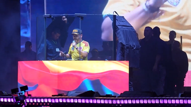 Colombia candidate De la Espriella promises ‘freedom’ at rally