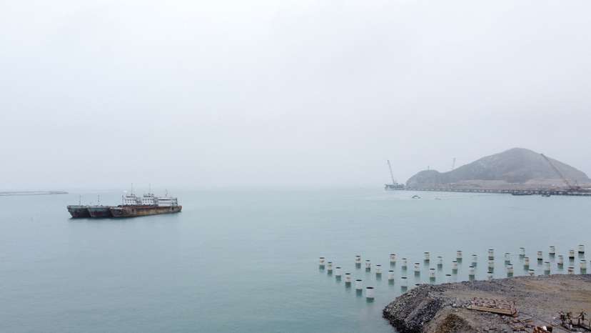 FILE PHOTO: China widens South America trade highway with Silk Road mega port